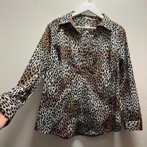 Chico’s Leopard Print Top - Picture 2 of 5